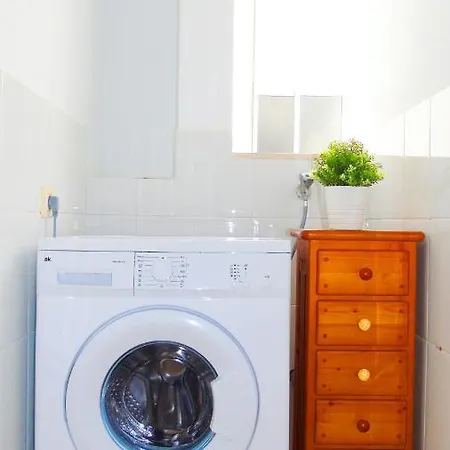 아파트 Chocolate Rustic Apartment, In