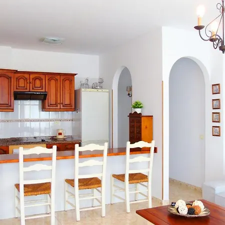 Chocolate Rustic Apartment, In Apartamento